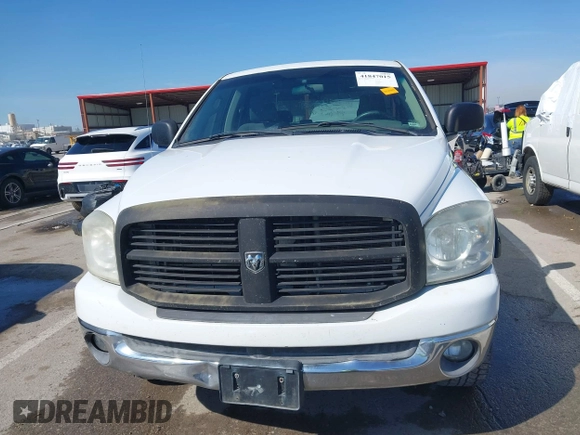 2007 Dodge 1500 SLT with VIN 1D7HU18P17S217074, listed as a IAAI auction lot 41847015 with 245,313 mi miles. Bid and sale history available at carsss.com. Image 12.