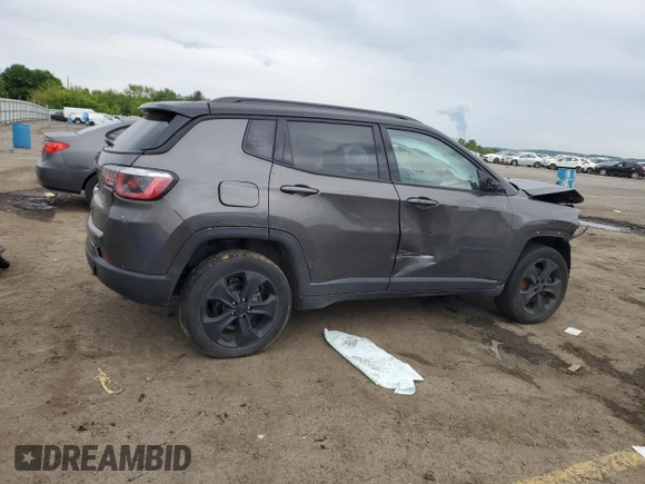2019 Jeep Compass Latitude z VIN 3C4NJDBB7KT787317, wystawiony jako Copart lot #87840945 z przebiegiem 33 583 mil mil oraz Szkoda całkowita • Salvage title. Historia ofert i sprzedaży dostępna na DreamBid. Obrazek 3.