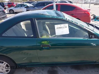 2001 Honda Civic LX with VIN 1HGEM21551L111533, listed as a IAAI auction lot 41801139 with 253,497 mi miles. Bid and sale history available at carsss.com. Image 13.