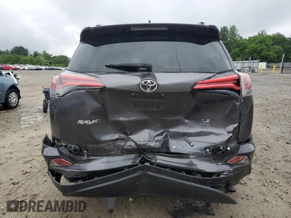 2017 Toyota RAV4 LE z VIN JTMBFREV8HJ138052, wystawiony jako Copart lot #61393655 z przebiegiem 49 785 mil mil oraz Szkoda całkowita • Salvage title. Historia ofert i sprzedaży dostępna na DreamBid. Obrazek 6.