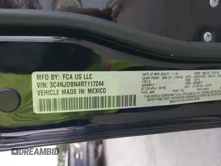 2024 Jeep Compass Latitude с VIN 3C4NJDBN4RT117244, выставлен на аукционе IAAI как лот 42702449 с пробегом 31 533 миль миль и . История ставок и продаж доступна на DreamBid. Изображение 9.