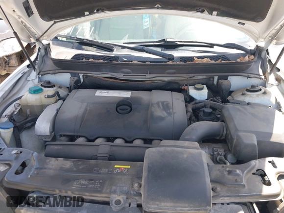 2011 Volvo XC90 I6 with VIN YV4952CY0B1591771, listed as a IAAI auction lot 42521178 with 156,159 mi miles and . Bid and sale history available at DreamBid. Image 10.