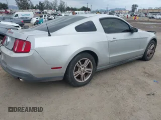 2010 Ford Mustang V6 with VIN 1ZVBP8AN1A5104611, listed as a IAAI auction lot 42062133 with 149,503 mi miles and . Bid and sale history available at DreamBid. Image 4.