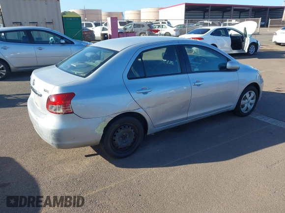 2008 Toyota Yaris with VIN JTDBT923581205640, listed as a IAAI auction lot 41636353 with 102,614 mi miles. Bid and sale history available at carsss.com. Image 4.