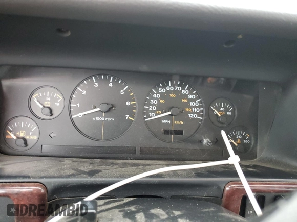 1998 Jeep Grand Cherokee Limited with VIN 1J4GZ88Z4WC164505, listed as a Copart auction lot 76843304 with 0 mi miles and Salvage Title. Bid and sale history available at carsss.com. Image 9.