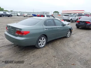 2005 Lexus ES 350 z VIN JTHBA30G055056646, wystawiony jako IAAI lot #42288911 z przebiegiem 173 017 mil mil oraz . Historia ofert i sprzedaży dostępna na DreamBid. Obrazek 4.