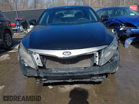 2015 Kia Optima LX with VIN KNAGM4A71F5652818, listed as a IAAI auction lot 41656933 with 251,967 mi miles. Bid and sale history available at carsss.com. Image 6.