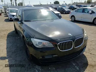 2015 BMW 7 Series 740i с VIN WBAYA6C58FD827009, выставлен на аукционе Copart как лот 50223755 с пробегом 105 440 миль миль и Списание • Salvage title. История ставок и продаж доступна на DreamBid. Изображение 11.
