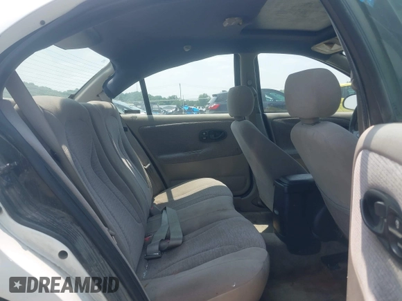 2002 Saturn SL с VIN 1G8ZK52732Z222128, выставлен на аукционе IAAI как лот 42476981 с пробегом 165 454 миль миль и . История ставок и продаж доступна на DreamBid. Изображение 8.