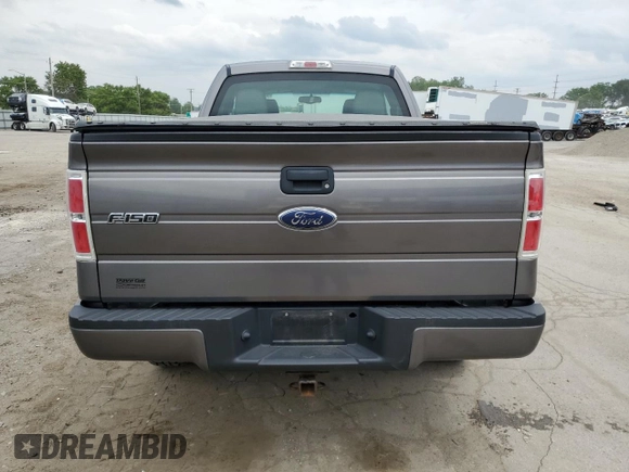 2010 Ford F-150 XL z VIN 1FTEX1EW3AFD02983, wystawiony jako Copart lot #59579565 z przebiegiem 126 131 mil mil oraz Czysty tytuł • Clean title. Historia ofert i sprzedaży dostępna na DreamBid. Obrazek 6.
