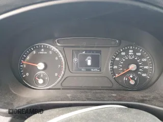 2017 Kia Sorento LX z VIN 5XYPGDA33HG333664, wystawiony jako Copart lot #59619905 z przebiegiem 76 439 mil mil oraz Szkoda całkowita • Salvage title. Historia ofert i sprzedaży dostępna na DreamBid. Obrazek 9.
