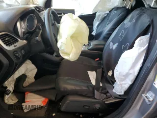 2017 Dodge Journey SXT z VIN 3C4PDCBG8HT510299, wystawiony jako Copart lot #56333635 z przebiegiem 132 215 mil mil oraz Szkoda całkowita • Salvage title. Historia ofert i sprzedaży dostępna na DreamBid. Obrazek 7.