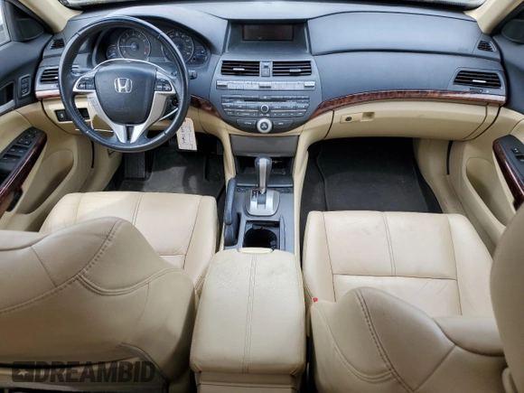 2011 Honda Crosstour EX-L z VIN 5J6TF2H52BL000052, wystawiony jako Copart lot #55024955 z przebiegiem 152 951 mil mil oraz Szkoda całkowita • Salvage title. Historia ofert i sprzedaży dostępna na DreamBid. Obrazek 8.