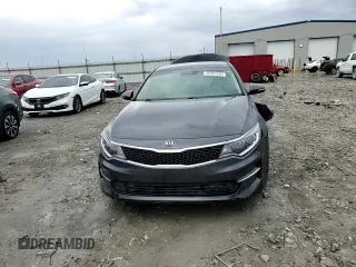 2017 Kia Optima LX z VIN KNAGT4L31H5157034, wystawiony jako Copart lot #45582345 z przebiegiem 239 655 mil mil oraz Szkoda całkowita • Salvage title. Historia ofert i sprzedaży dostępna na DreamBid. Obrazek 10.