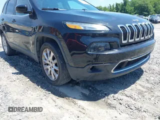 2016 Jeep Cherokee Limited with VIN 1C4PJLDB9GW320207, listed as a IAAI auction lot 42350707 with 90,936 mi miles and . Bid and sale history available at DreamBid. Image 6.