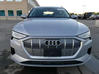 2022 Audi e-tron Premium with VIN WA1AAAGE3NB023738, listed as a Copart auction lot 72651284 with 35,531 mi miles and Salvage Title. Bid and sale history available at DreamBid. Image 5.