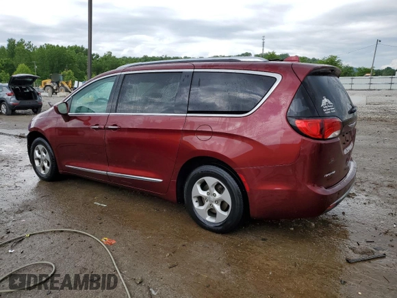 2017 Chrysler Pacifica Touring L Plus z VIN 2C4RC1EG6HR840098, wystawiony jako Copart lot #55848335 z przebiegiem 233 269 mil mil oraz Szkoda całkowita • Salvage title. Historia ofert i sprzedaży dostępna na DreamBid. Obrazek 2.