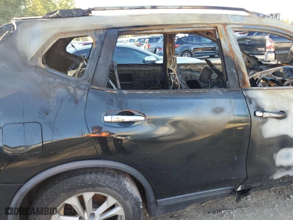 2014 Nissan Rogue SV with VIN 5N1AT2MT3EC770058, listed as a Copart auction lot 86847934 with NaN miles and Non Repairable. Bid and sale history available at carsss.com. Image 11.