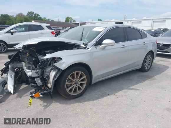 2017 Ford Fusion SE with VIN 3FA6P0HD2HR320936, listed as a IAAI auction lot 41880422 with 70,695 mi miles. Bid and sale history available at carsss.com. Image 17.