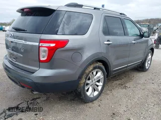 2012 Ford Explorer XLT with VIN 1FMHK7D86CGA38667, listed as a IAAI auction lot 41907534 with 325,802 mi miles and . Bid and sale history available at DreamBid. Image 4.
