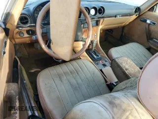 1984 Mercedes-Benz 380 with VIN WDBBA45AXEA010159, listed as a Copart auction lot 43923635 with 139,999 mi miles and Clean Title. Bid and sale history available at carsss.com. Image 8.
