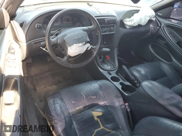 2001 Ford Mustang GT Deluxe с VIN 1FAFP42X51F228359, выставлен на аукционе Copart как лот 55808615 с пробегом 192 689 миль миль и Списание • Salvage title. История ставок и продаж доступна на DreamBid. Изображение 8.