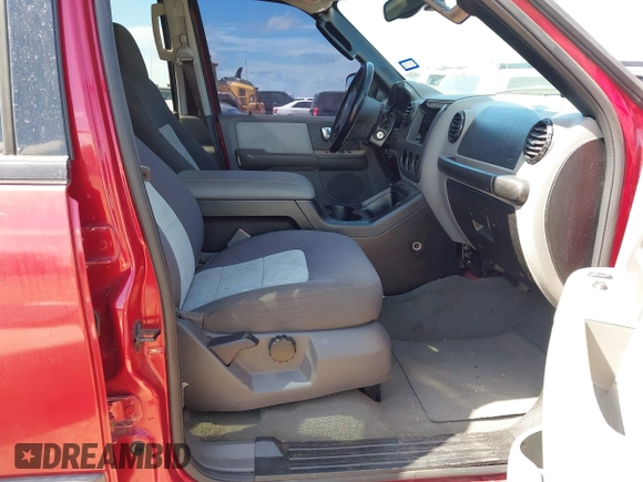 2004 Ford Expedition Special Service with VIN 1FMPU15L24LB71702, listed as a IAAI auction lot 42486430 with 107,601 mi miles and . Bid and sale history available at DreamBid. Image 5.