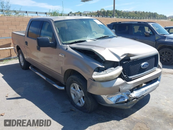 2004 Ford F-150 XLT z VIN 1FTRW12W44KC92307, wystawiony jako IAAI lot #42001845 z przebiegiem 291 597 mil mil oraz . Historia ofert i sprzedaży dostępna na DreamBid. Obrazek 1.