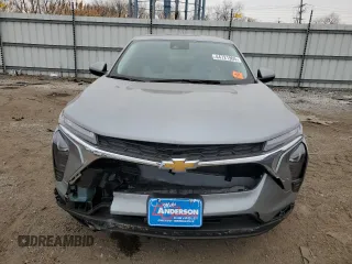 2025 Chevrolet Trax LS with VIN KL77LFEP8SC149835, listed as a Copart auction lot 44721905 with Not Provided miles and Salvage Title. Bid and sale history available at DreamBid. Image 5.
