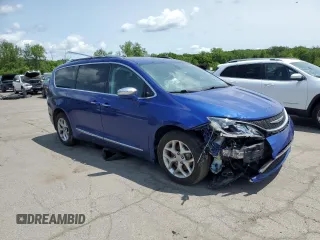 2020 Chrysler Pacifica Limited with VIN 2C4RC1GG0LR284747, listed as a Copart auction lot 59002405 with 68,873 mi miles and Salvage title. Bid and sale history available at DreamBid. Image 4.