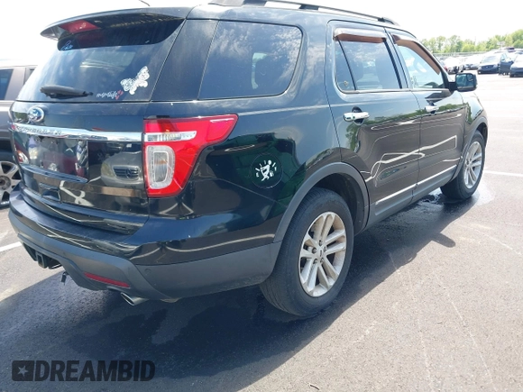 2012 Ford Explorer XLT with VIN 1FMHK7D84CGA50736, listed as a IAAI auction lot 42053998 with 206,623 mi miles and . Bid and sale history available at DreamBid. Image 4.