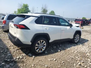 2021 Toyota RAV4 XLE Premium with VIN 2T3A1RFV4MW161896, listed as a Copart auction lot 59130275 with 18,133 mi miles and Salvage title. Bid and sale history available at DreamBid. Image 3.