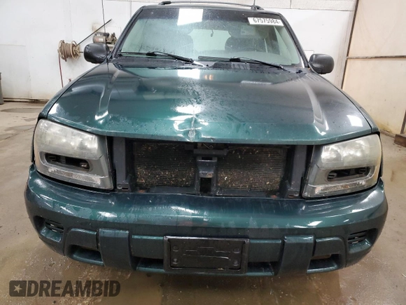 2005 Chevrolet TrailBlazer LS with VIN 1GNDT13S452283436, listed as a Copart auction lot 67575984 with 168,045 mi miles and Clean Title. Bid and sale history available at DreamBid. Image 5.
