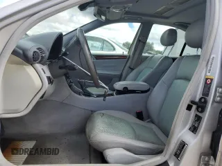 2004 Mercedes-Benz C 320 with VIN WDBRF64J94F458584, listed as a Copart auction lot 71086584 with 112,052 mi miles and Salvage Title. Bid and sale history available at DreamBid. Image 7.