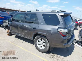 2022 Toyota 4Runner SR5 with VIN JTEEU5JRXN5260206, listed as a IAAI auction lot 41775088 with 69,235 mi miles. Bid and sale history available at carsss.com. Image 3.