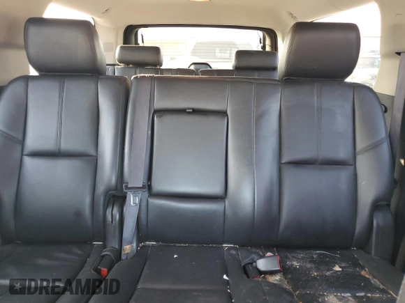 2014 Chevrolet Suburban LT with VIN 1GNSKJE73ER205997, listed as a Copart auction lot 71640234 with 188,562 mi miles and Clean Title. Bid and sale history available at carsss.com. Image 10.