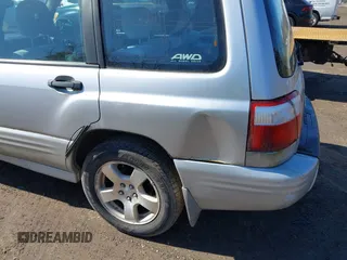 2002 Subaru Forester S w/Premium Pkg with VIN JF1SF65682H733026, listed as a IAAI auction lot 41788587 with 153,070 mi miles. Bid and sale history available at carsss.com. Image 12.