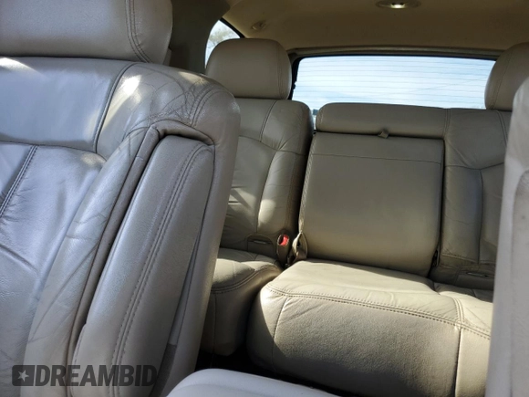 2002 Chevrolet Tahoe Z71 with VIN 1GNEK13Z72R209970, listed as a Copart auction lot 82151364 with 342,869 mi miles and Salvage Title. Bid and sale history available at carsss.com. Image 10.