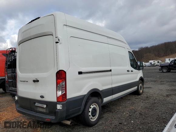 2021 Ford Transit Cargo with VIN 1FTBR1X81MKA08425, listed as a Copart auction lot 46747235 with 84,318 mi miles and Salvage Title. Bid and sale history available at DreamBid. Image 4.