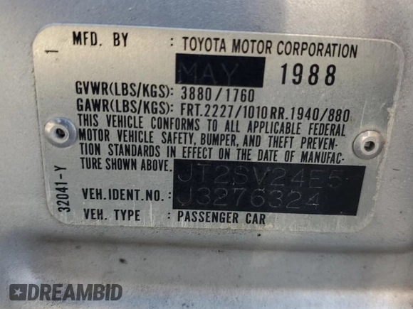1988 Toyota Camry z VIN JT2SV24E5J3276324, wystawiony jako Copart lot #88117355 z przebiegiem 89 928 mil mil oraz Szkoda całkowita • Salvage title. Historia ofert i sprzedaży dostępna na DreamBid. Obrazek 12.