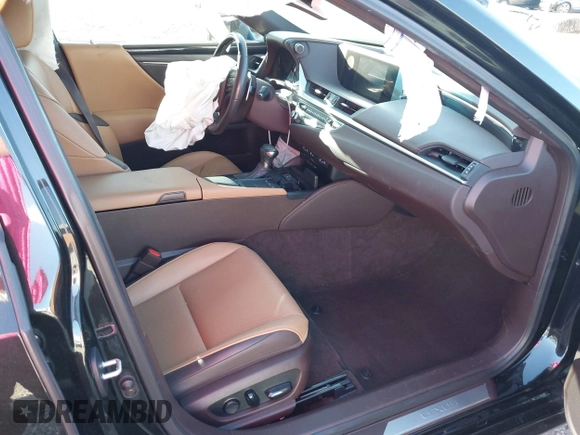 2021 Lexus ES 350 with VIN 58ADZ1B12MU082657, listed as a IAAI auction lot 42044566 with 54,383 mi miles and . Bid and sale history available at DreamBid. Image 5.
