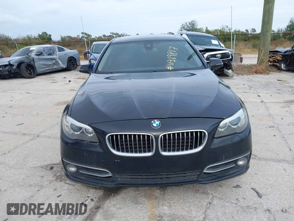 2015 BMW 5 Series 550i z VIN WBAKN9C57FD961425, wystawiony jako IAAI lot #41319817 z przebiegiem 100 233 mil mil oraz . Historia ofert i sprzedaży dostępna na DreamBid. Obrazek 12.