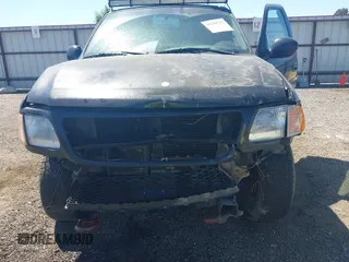 2001 Ford F-150 XL z VIN 2FTRX18L41CA04375, wystawiony jako IAAI lot #42443767 z przebiegiem 345 170 mil mil oraz . Historia ofert i sprzedaży dostępna na DreamBid. Obrazek 6.