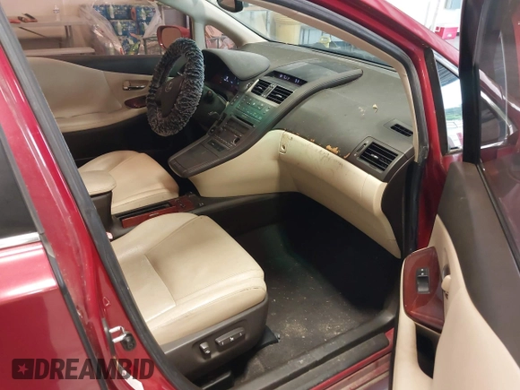 2010 Lexus HS 250h z VIN JTHBB1BAXA2005211, wystawiony jako IAAI lot #41884955 z przebiegiem 214 578 mil mil oraz . Historia ofert i sprzedaży dostępna na DreamBid. Obrazek 5.