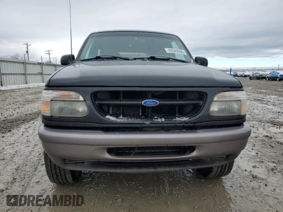 1997 Ford Explorer Sport z VIN 1FMDU24E2VUC26866, wystawiony jako Copart lot #49509565 z przebiegiem Nie podano mil oraz Czysty tytuł • Clean title. Historia ofert i sprzedaży dostępna na DreamBid. Obrazek 5.