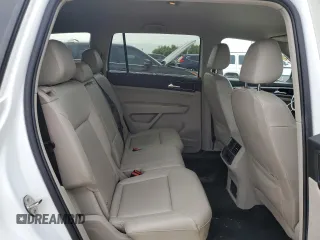 2018 Volkswagen Atlas SE z VIN 1V2PR2CA0JC558787, wystawiony jako Copart lot #50322575 z przebiegiem 104 103 mil mil oraz Szkoda całkowita • Salvage title. Historia ofert i sprzedaży dostępna na DreamBid. Obrazek 11.