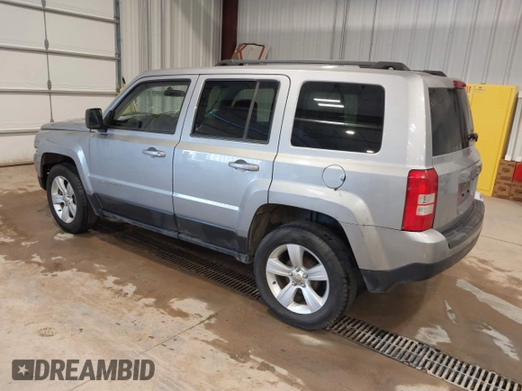 2014 Jeep Patriot Sport with VIN 1C4NJPBB2ED758884, listed as a IAAI auction lot 41290599 with 136,655 mi miles and . Bid and sale history available at DreamBid. Image 3.