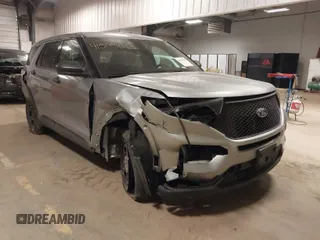 2023 Ford Police Interceptor Utility z VIN 1FM5K8AB3PGA35241, wystawiony jako IAAI lot #41505013 z przebiegiem 13 136 mil mil oraz . Historia ofert i sprzedaży dostępna na DreamBid. Obrazek 1.