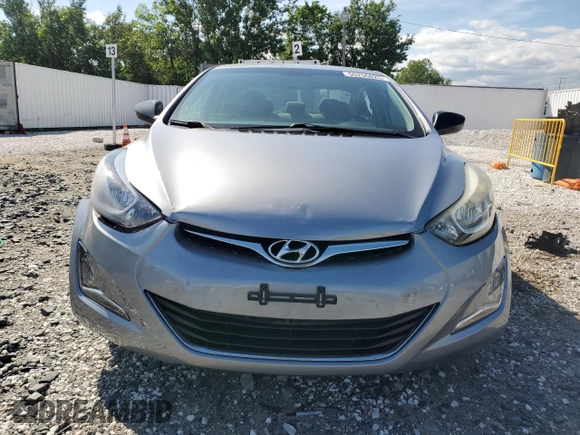 2016 Hyundai Elantra SE z VIN 5NPDH4AE0GH771356, wystawiony jako Copart lot #55256825 z przebiegiem 79 122 mil mil oraz Szkoda całkowita • Salvage title. Historia ofert i sprzedaży dostępna na DreamBid. Obrazek 5.