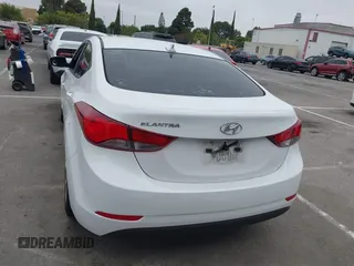 2016 Hyundai Elantra SE z VIN 5NPDH4AEXGH735514, wystawiony jako IAAI lot #42745418 z przebiegiem 159 501 mil mil oraz . Historia ofert i sprzedaży dostępna na DreamBid. Obrazek 16.